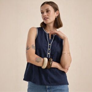 [s] Jones New York Sleeveless Navy Blouse petite small Cotton Piped